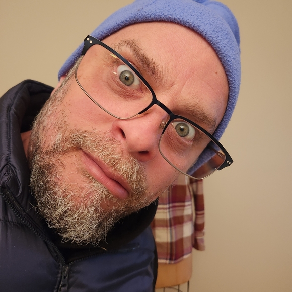 Meet your Posher, Chi - Picture 2 of 3